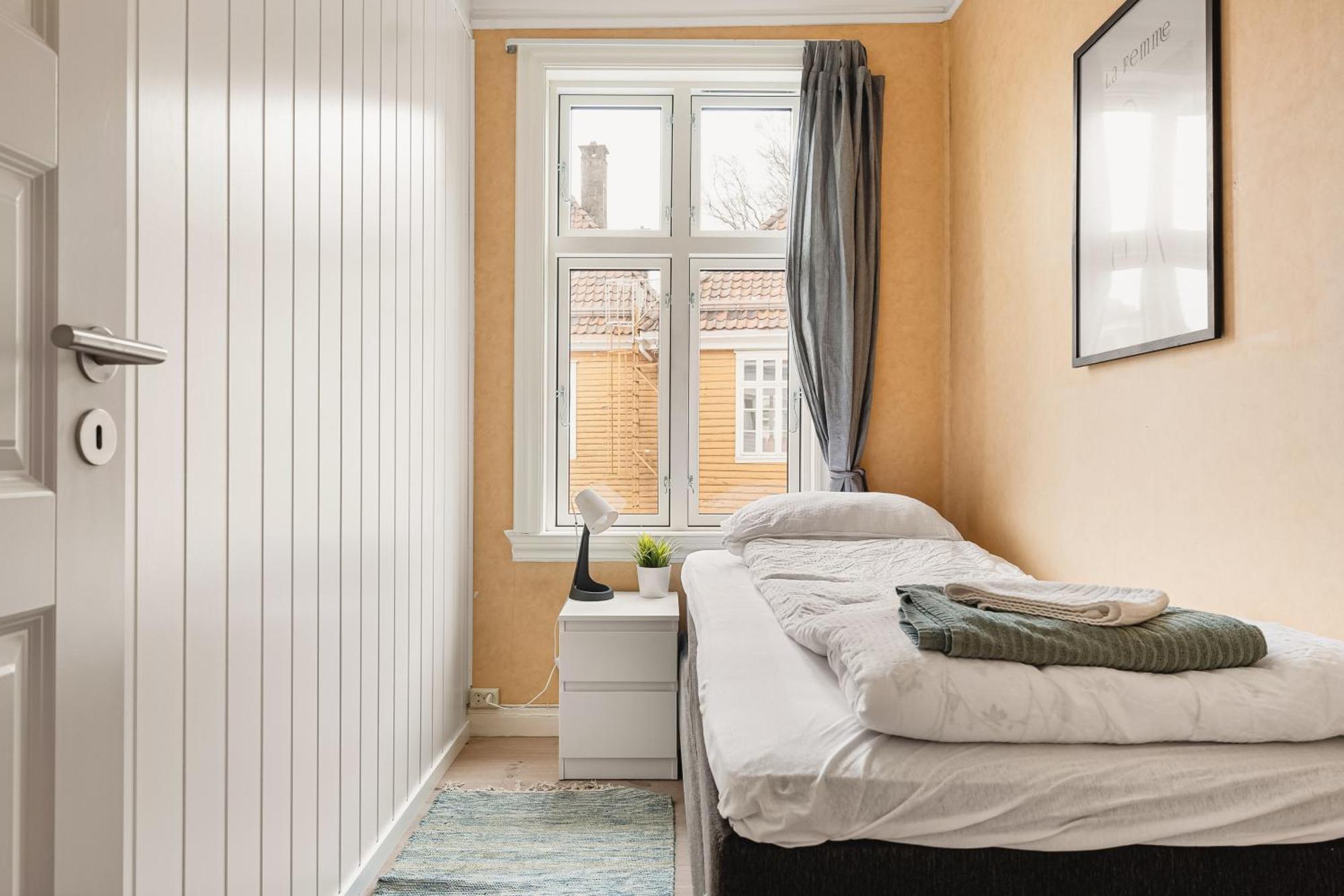 Spacious! 2024 Renovated! 4 Bedrooms! Bergen Extérieur photo